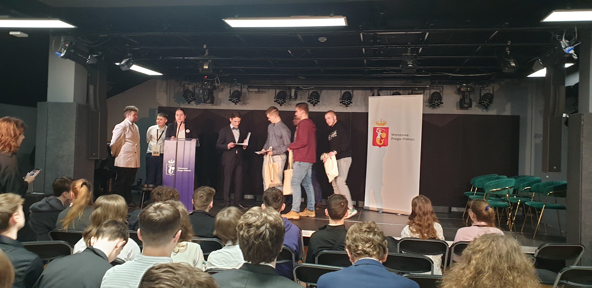 debata okswordzka 8
